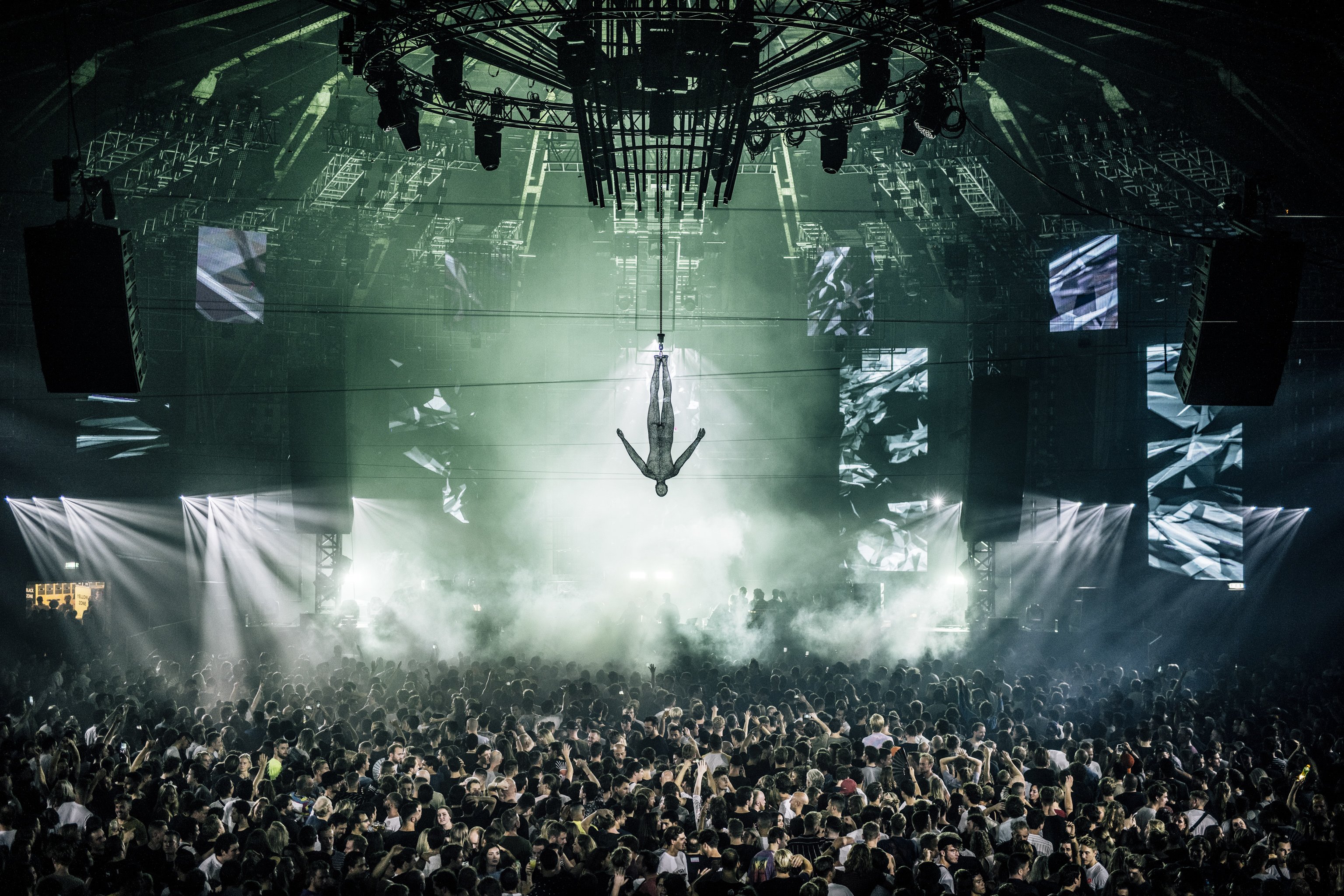 Awake_ADE19_Afterlife_TimBuiting_1085